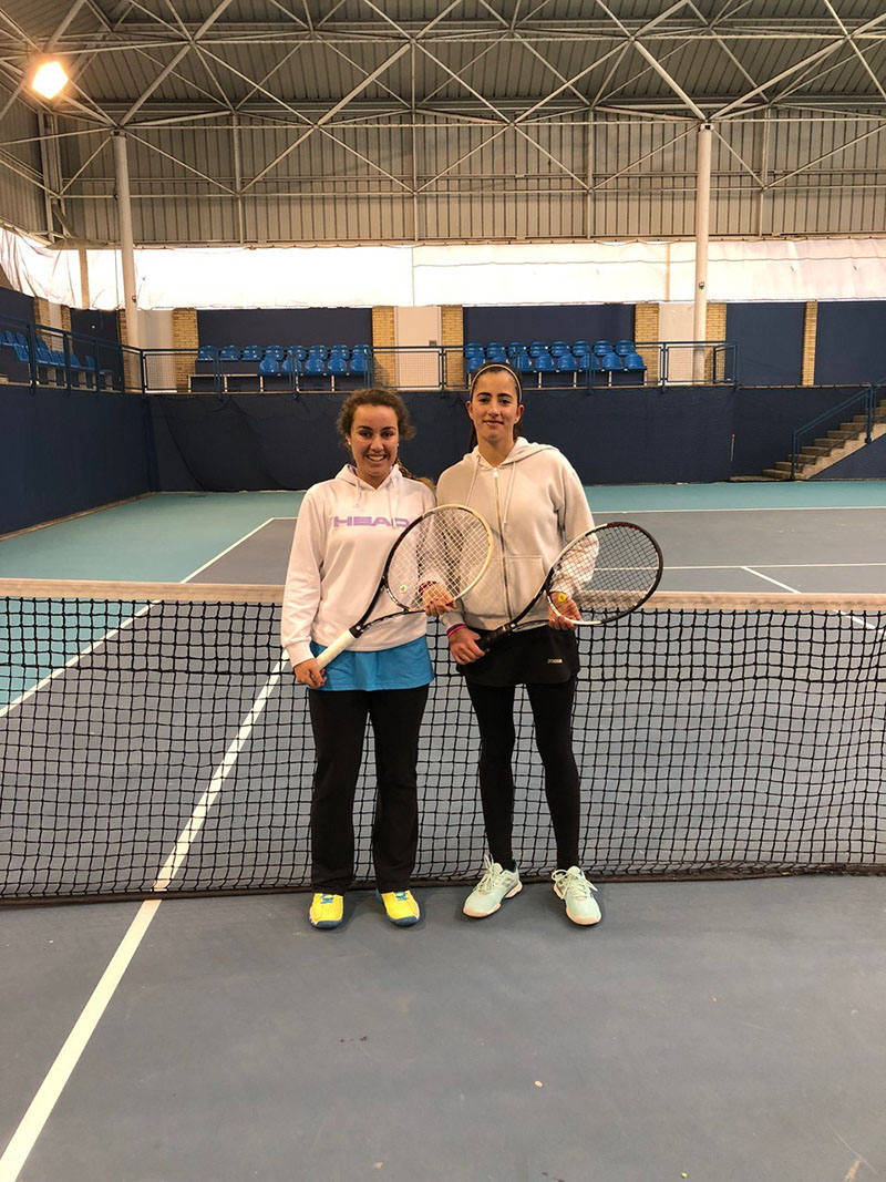 Iñaki Alcalde y Paula Hijos, maestros navarros